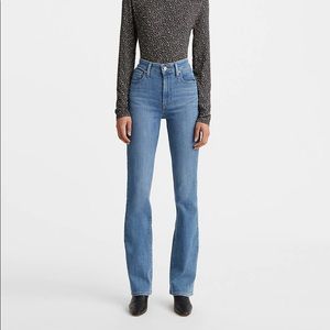 levis 725 high rise bootcut jeans W33L32